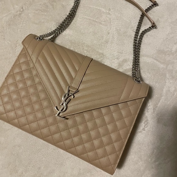 ❌SOLD❌—YSL ENVELOPE LARGE BAG IN MIX MATELASSÉ GRAIN DE POUDRE EMBOSSED LEATHER. - Picture 1 of 9